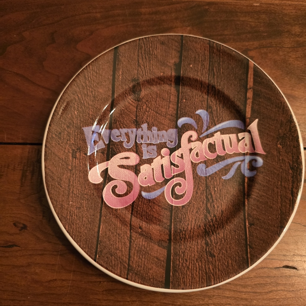 Walt Disney Parks, NEW 7" Ceramic Plate, Magic Kingdom, Splash Mountain Theme
